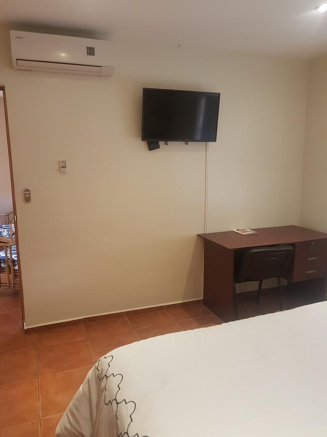All Days Inn And Out San Salvador Esterno foto