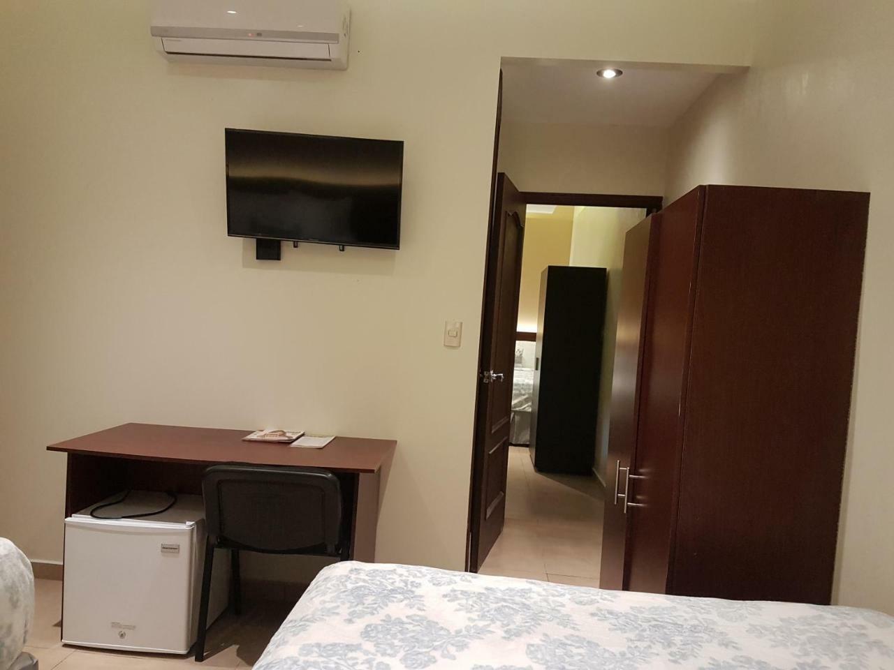 All Days Inn And Out San Salvador Esterno foto